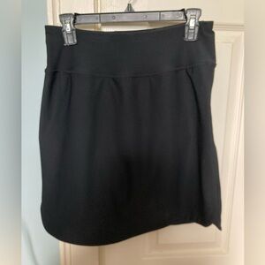 MPG Black Skort M